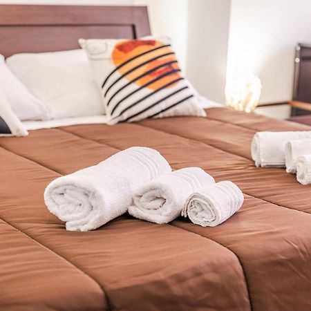 Nuovissima Dimora Con Terrazzino Apartment มิลาน ภายนอก รูปภาพ