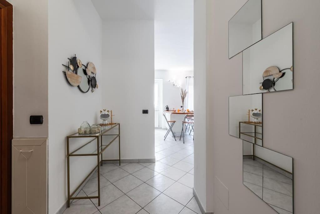 Nuovissima Dimora Con Terrazzino Apartment มิลาน ภายนอก รูปภาพ