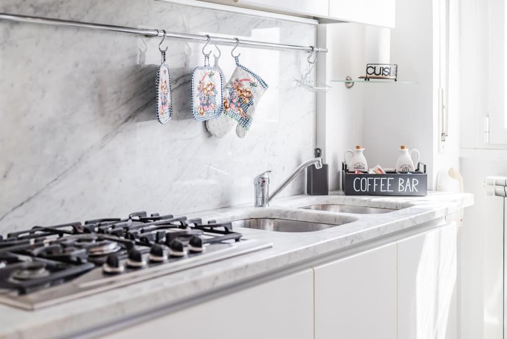 Nuovissima Dimora Con Terrazzino Apartment มิลาน ภายนอก รูปภาพ